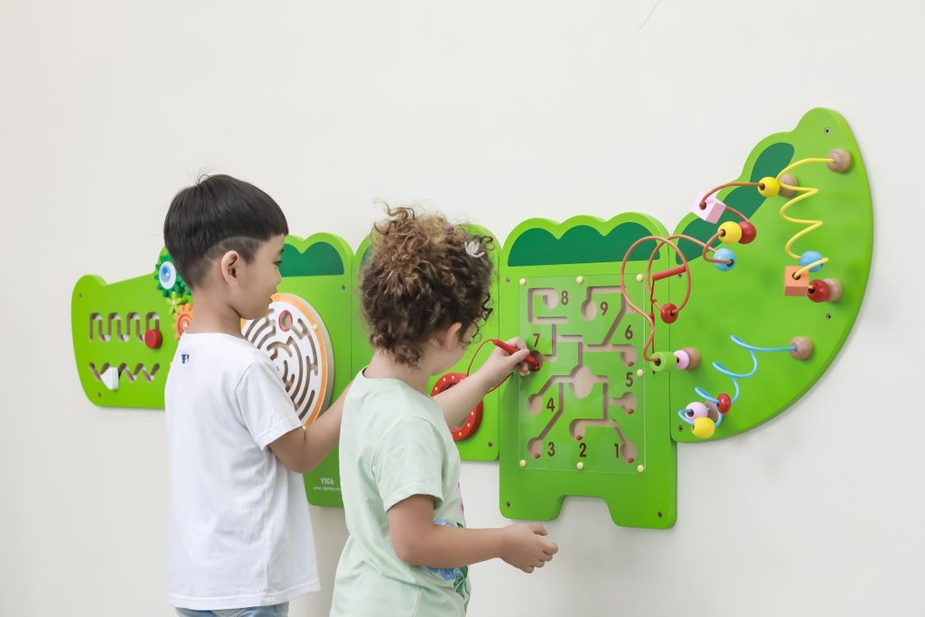 Wall Toy - Crocodile