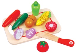 [4036-1020] WOODEN CUTTING VEGETABLE SET