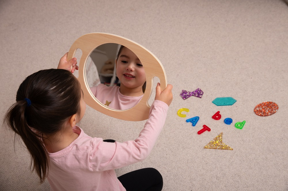 Hand Held Wooden Mirror (73538)