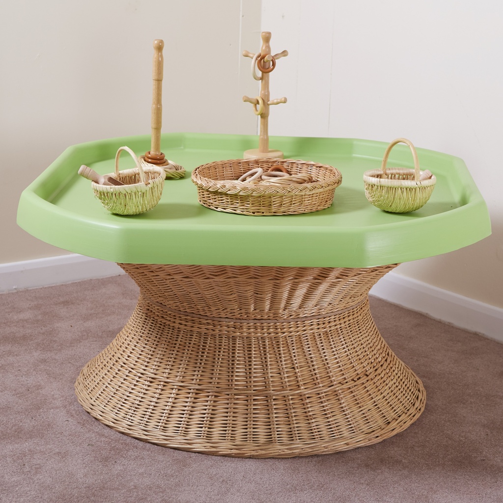 Light green tuff spot